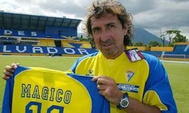 magico.jpg magico.jpg