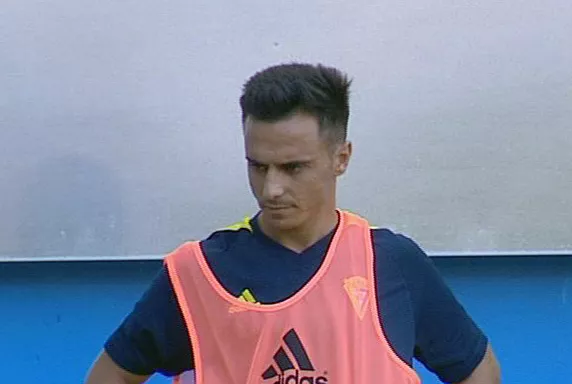 Álvaro García goleador cadista por dos ocasiones ante el Córodoba noticias cadiz alvaro garcia_4_0.jpg