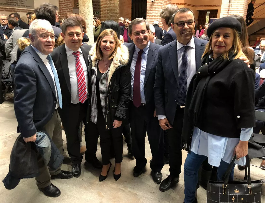 noticias cadiz Irene Garcia en la FEMP con presidentes de Diputaciones.jpg