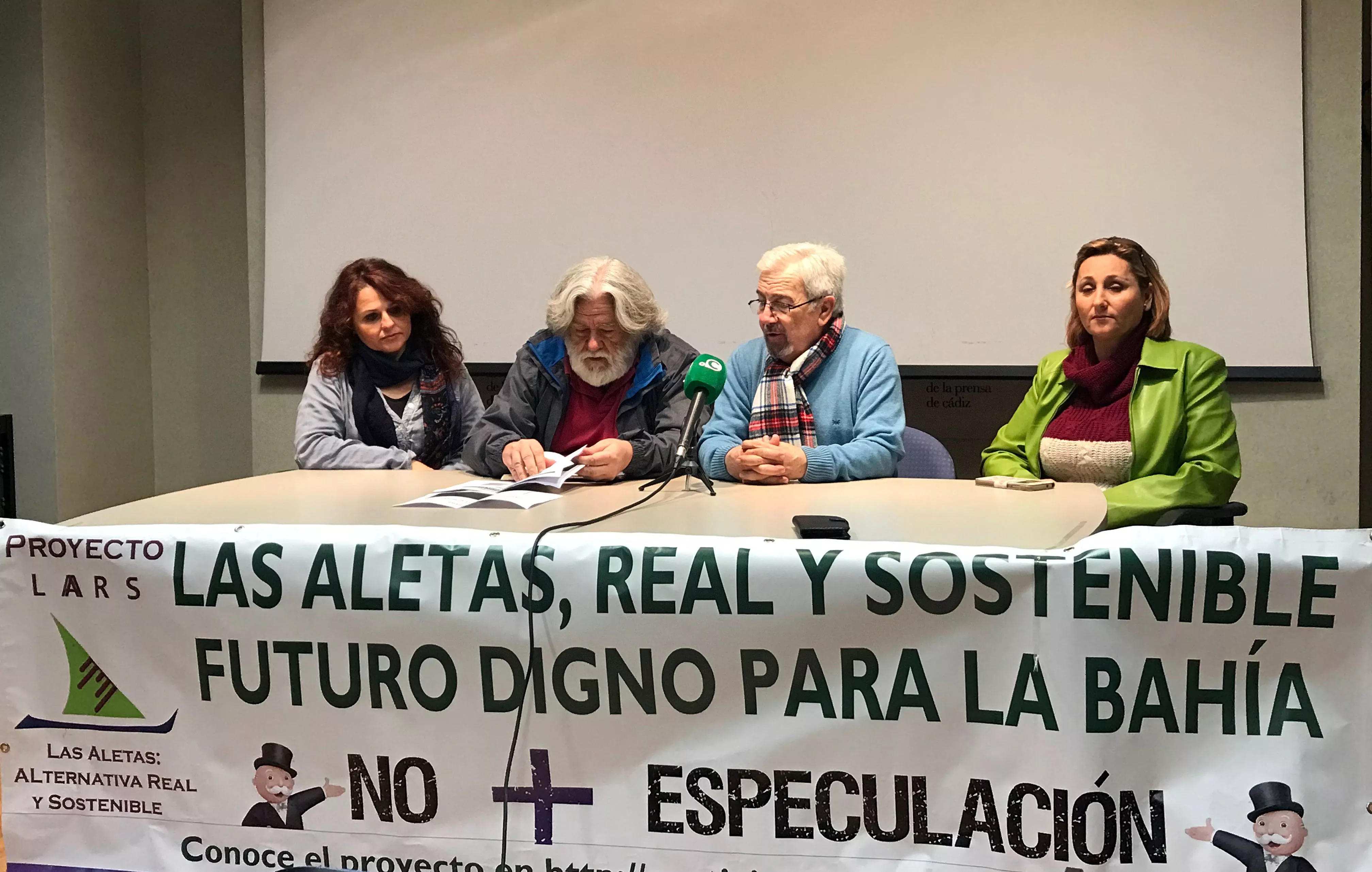 noticias cadiz aletas alternativa.JPG noticias cadiz aletas alternativa.JPG