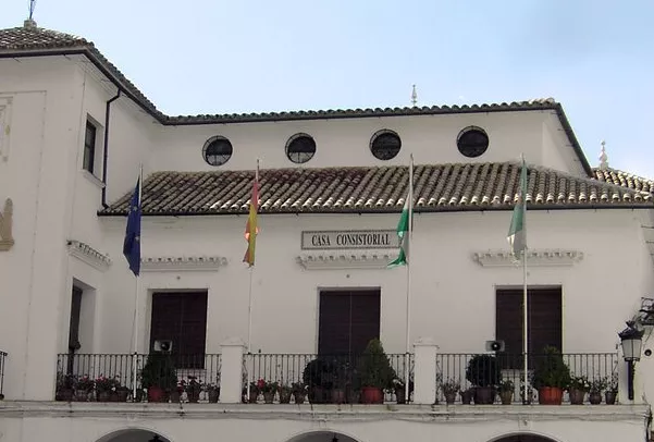 Imagen de la fachada del Ayuntamiento de Grazalema noticias cadiz ayuntamiento grazalema.jpg