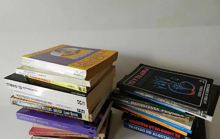 noticias cadiz lote libros.jpg noticias cadiz lote libros.jpg