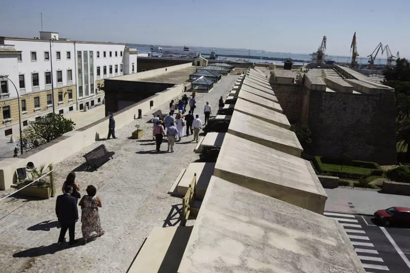 noticias cadiz psaeo puertas de tierraOK.jpg noticias cadiz psaeo puertas de tierraOK.jpg