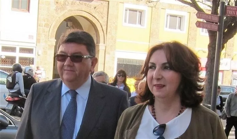 Los ex alcaldes de Rota, Lorenzo Sánchez y Eva Corrales noticias cadiz rota_1.jpg