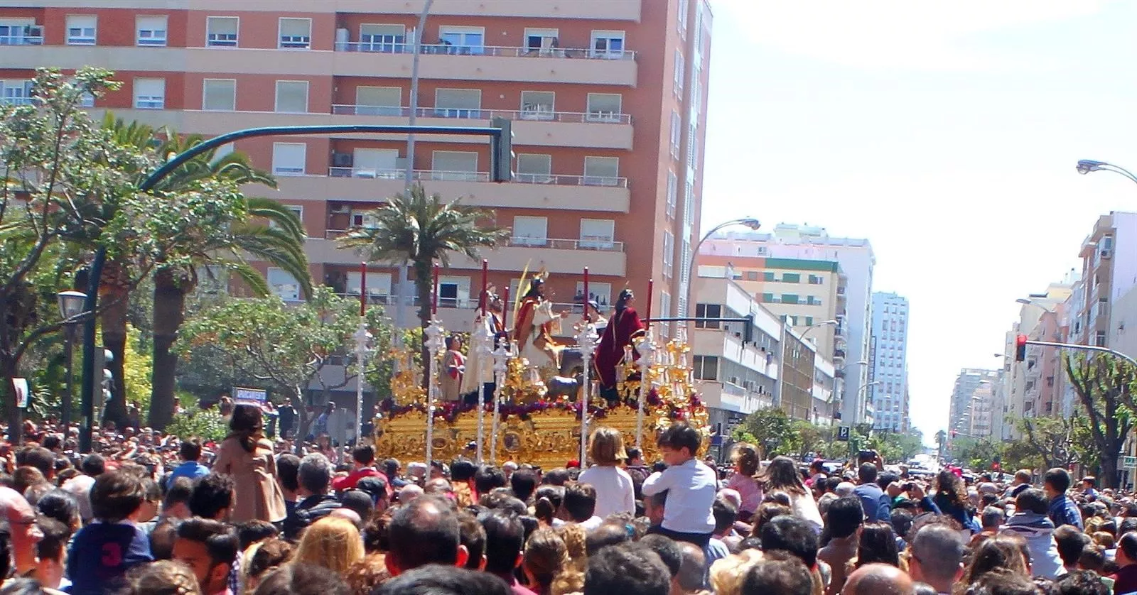noticias cadiz borrriquita salida procesion.jpg noticias cadiz borrriquita salida procesion.jpg