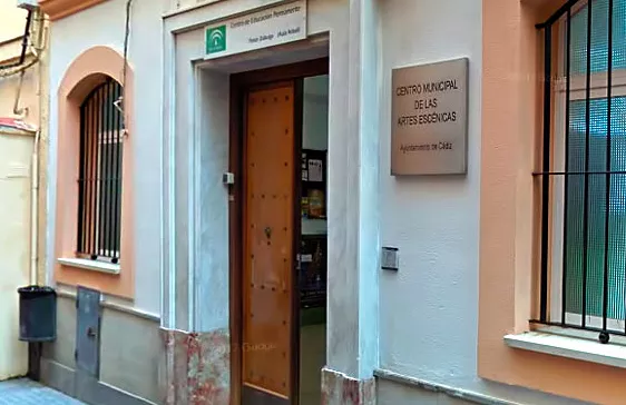 Imagen del centro de artes escénicas Arbolí noticias cadiz centro_municipal_artes_escenicas.jpg