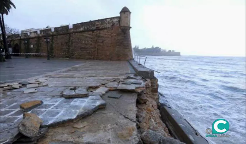 noticias cadiz muralla temporal OK.jpg