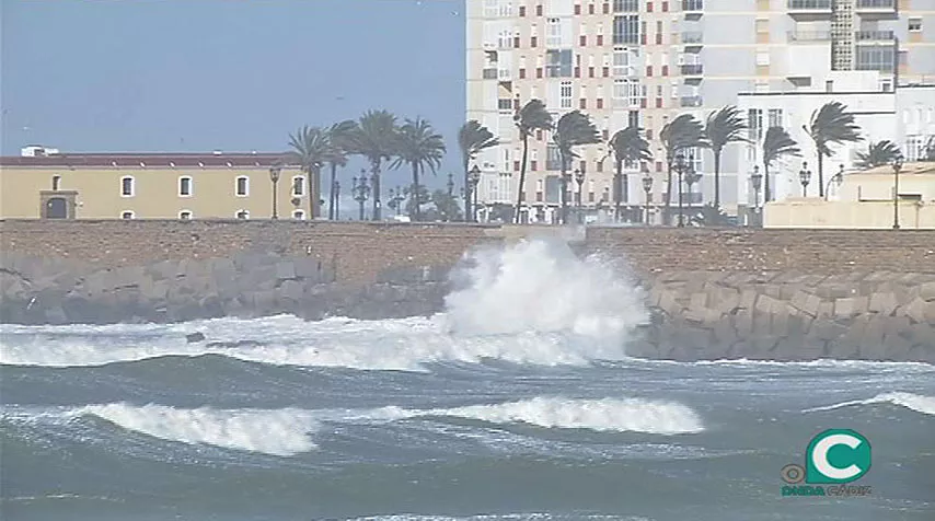 noticias cadiz oleaje1.jpg noticias cadiz oleaje1.jpg