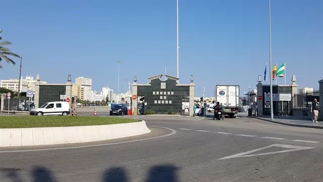 noticias cadiz entrada muelle de cadiz.jpg