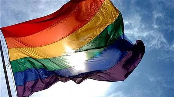 noticias cadiz bandera arcoiris_0.jpg