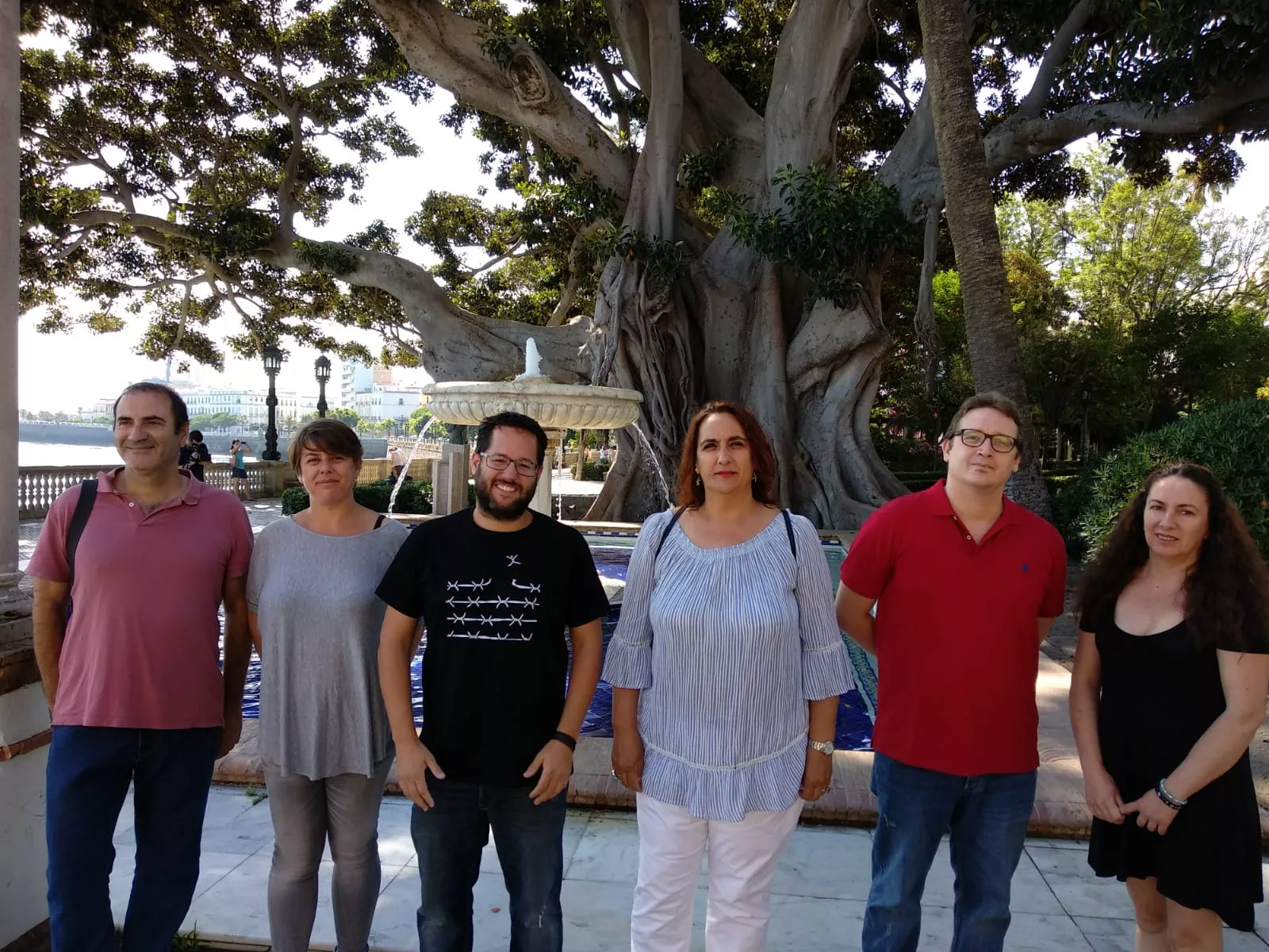 Ángela Aguilera, tercera por la derecha noticias cadiz teresa rodrigurzok.jpg