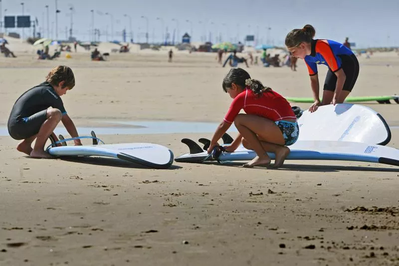 Escuela Municipal surf (3).jpg