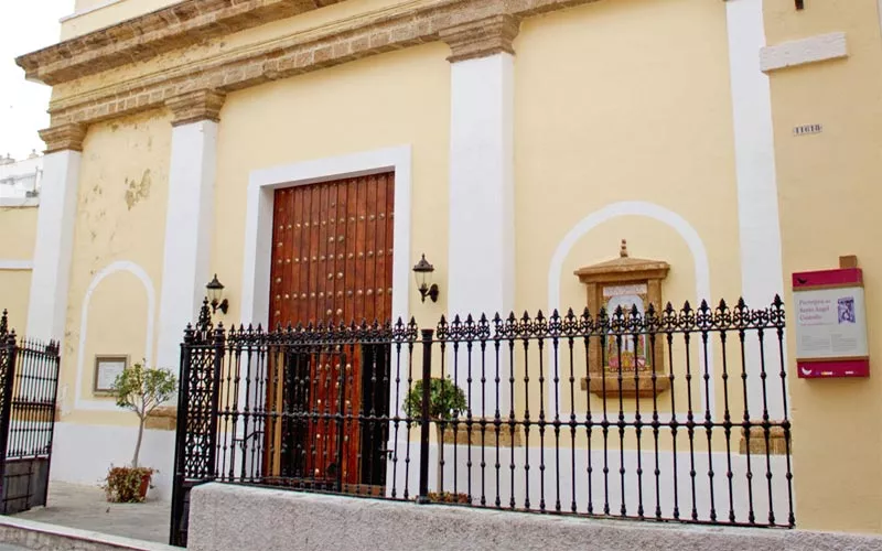 iglesiacastrensecad14.jpg