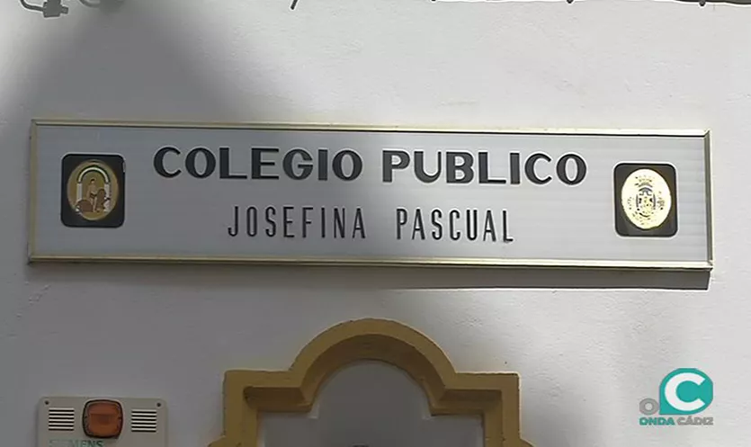 noticias cadiz fachada colegio josefina.jpg