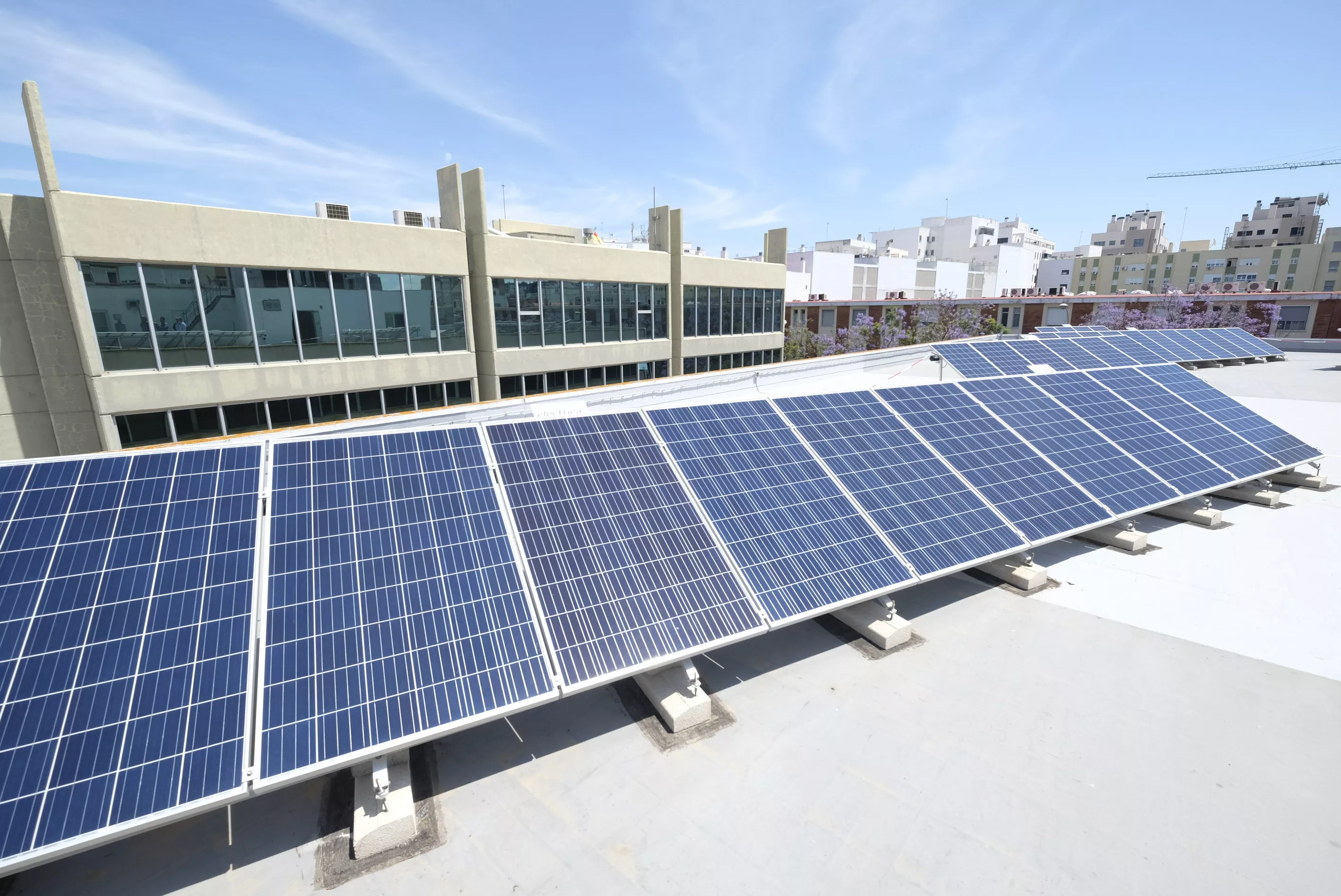 noticias cadiz fotovoltaica_0.jpg