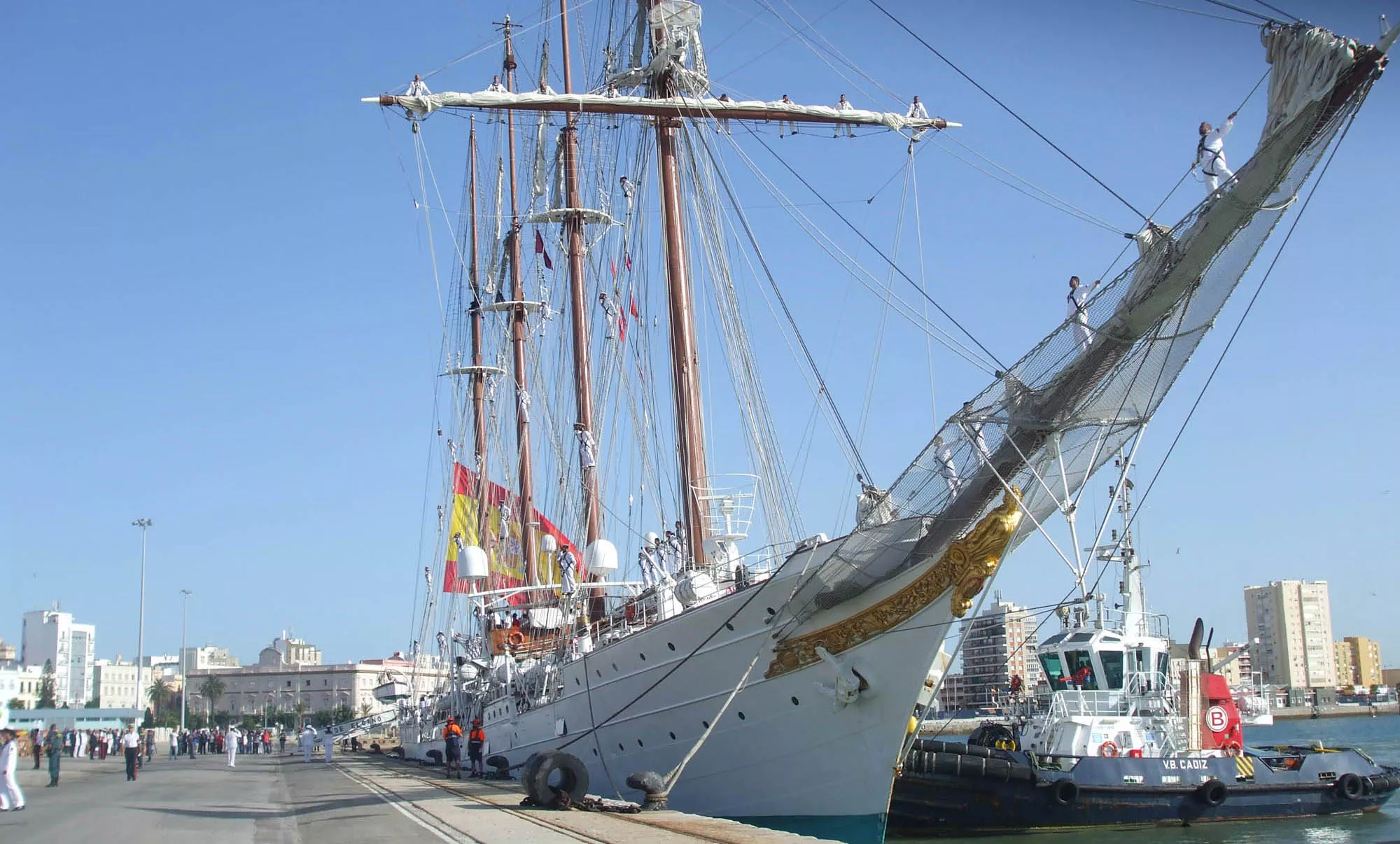 noticias cadiz llegada JS ELCANO _0.JPG