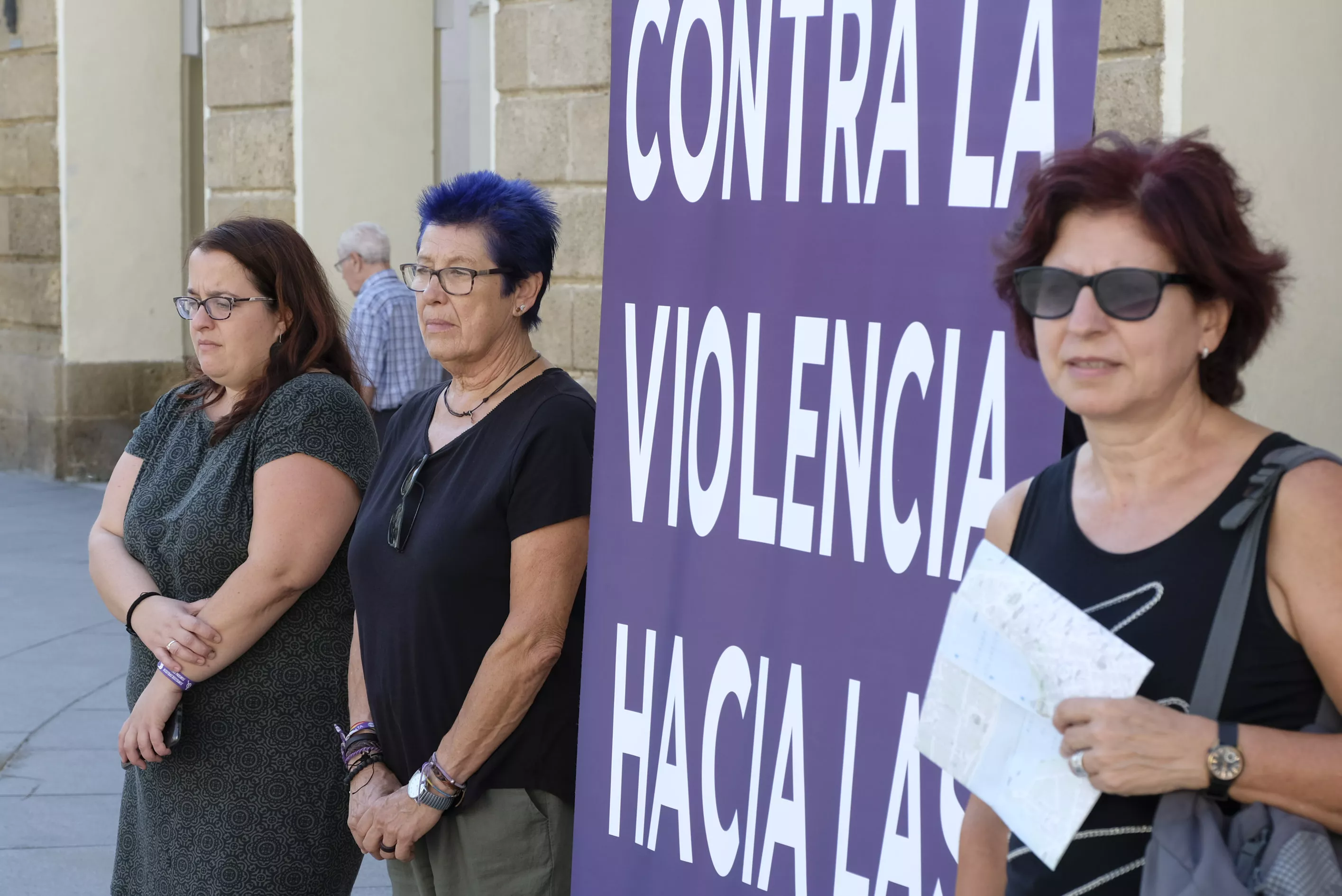 noticias cadiz minuto de silencio_12.jpg noticias cadiz minuto de silencio_12.jpg