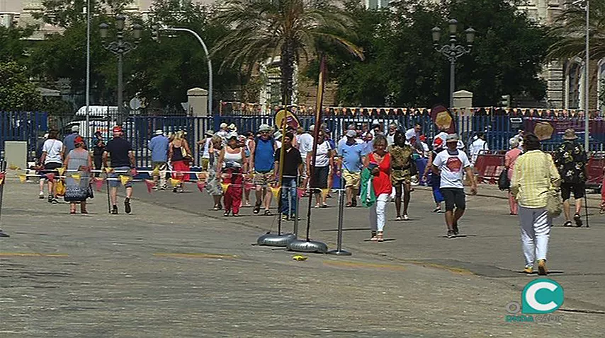 noticias cadiz turistas1_1.jpg noticias cadiz turistas1_1.jpg
