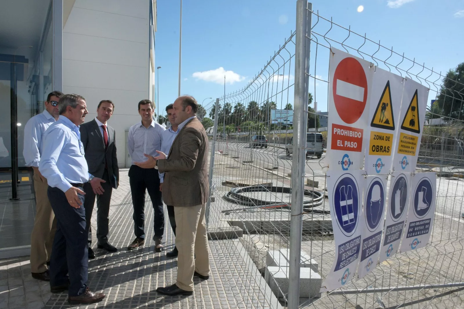 noticias cadiz  Juancho Ortiz concesionarios coches zona franca carril bici 3.jpeg