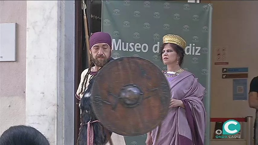 noticias cadiz hoplitas plaza de mina.jpg noticias cadiz hoplitas plaza de mina.jpg