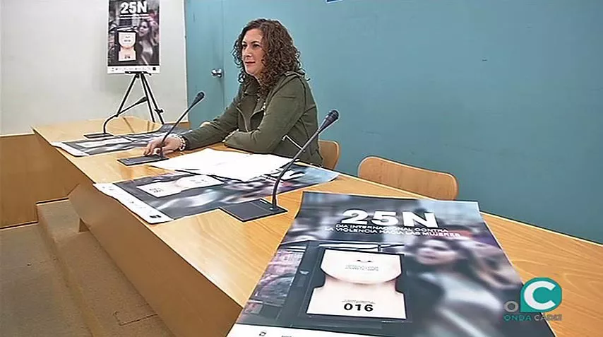 noticias cadiz 25n dipu foto1.jpg noticias cadiz 25n dipu foto1.jpg