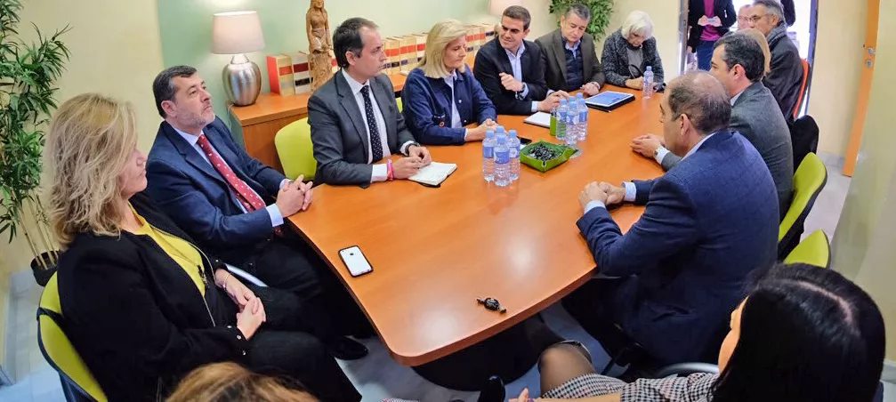 noticias cadiz Reunión Báñez ATA.jpg noticias cadiz Reunión Báñez ATA.jpg