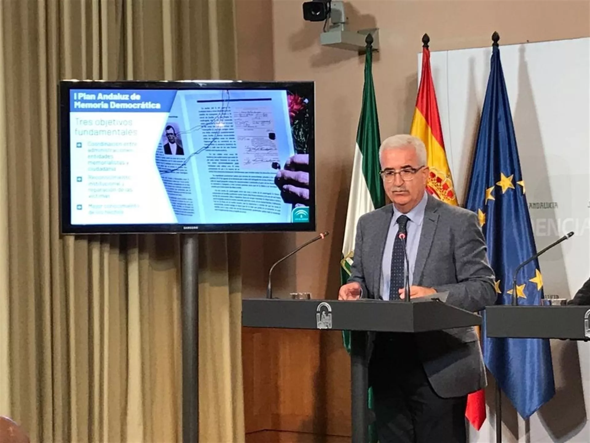 noticias cadiz junta j.barrios.jpg noticias cadiz junta j.barrios.jpg