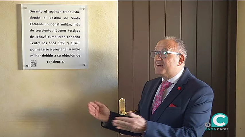 noticias cadiz placa castillo santa catalina.jpg noticias cadiz placa castillo santa catalina.jpg