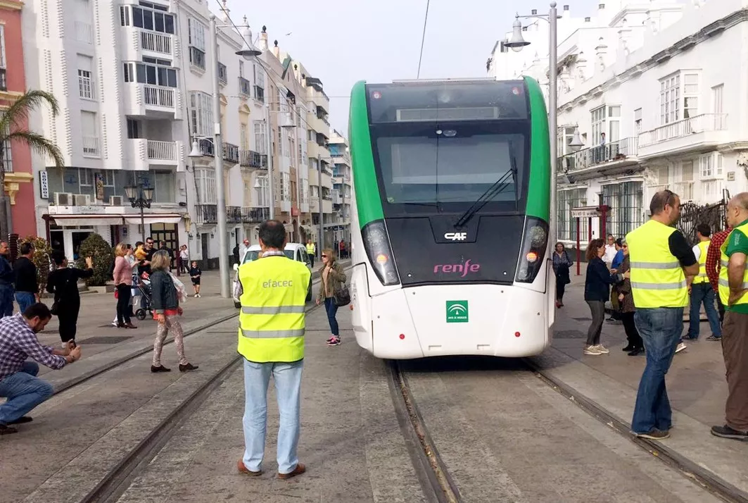 noticias cadiz pruebas tren tranvia.jpg noticias cadiz pruebas tren tranvia.jpg