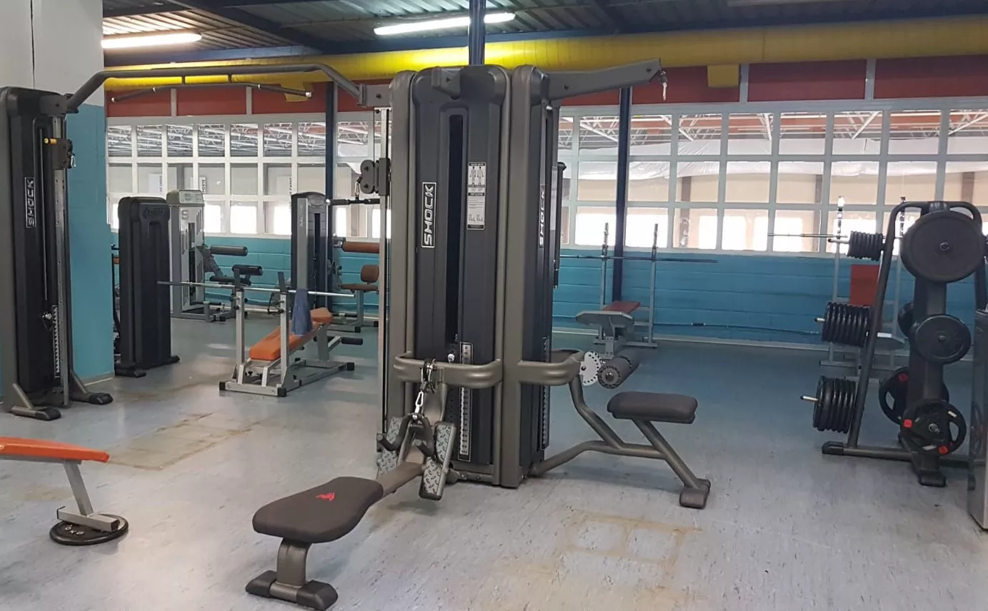 Equipamiento musculación (2).jpeg Equipamiento musculación (2).jpeg