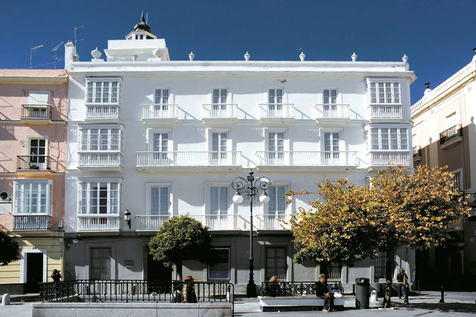 fundacion-cajasol-sede-cadiz1.jpg