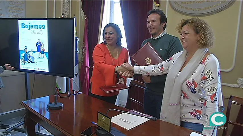 noticias cadiz cruz roja1_2.jpg noticias cadiz cruz roja1_2.jpg