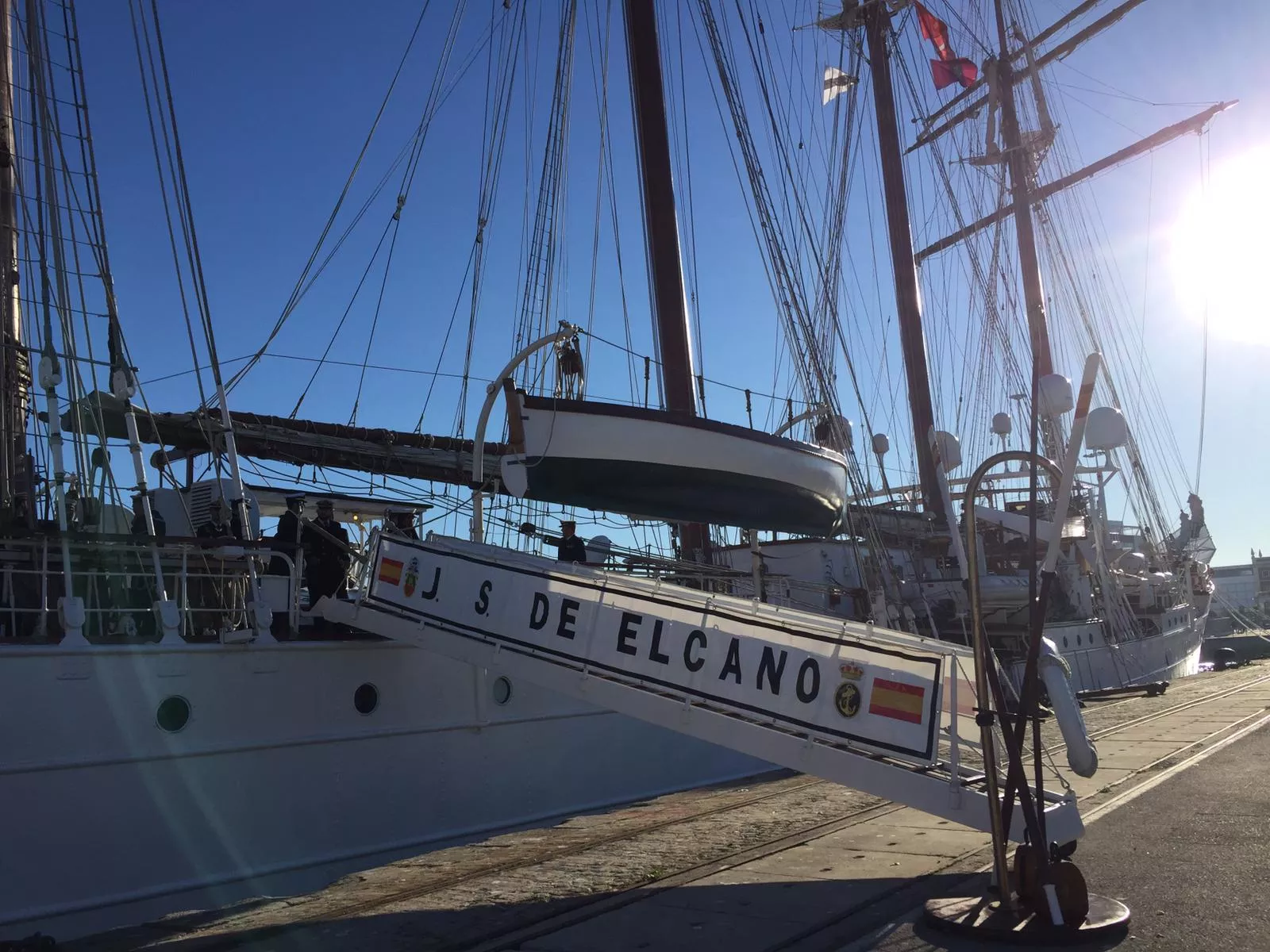 noticias cadiz elcano1_1.jpg