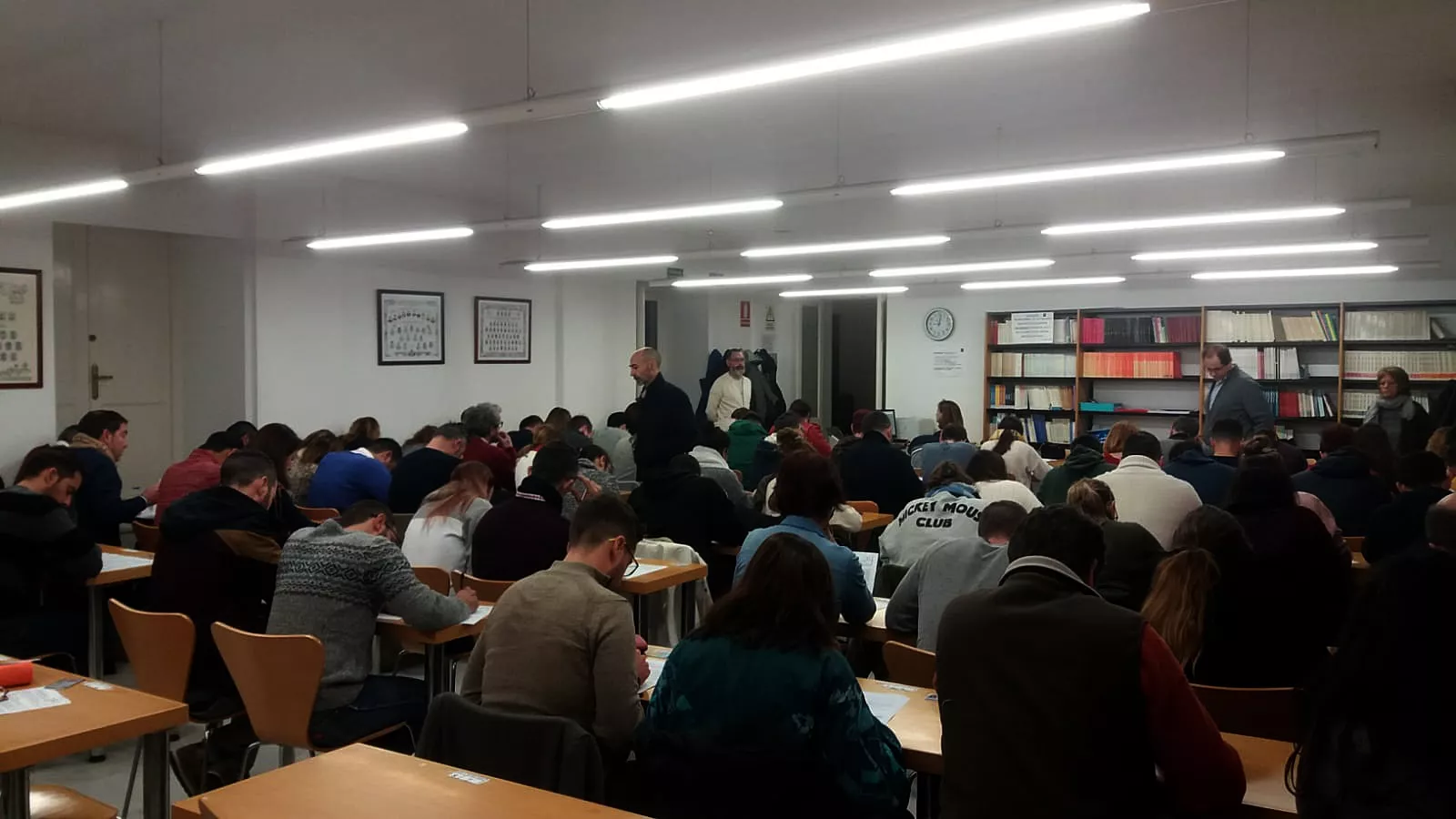 noticias cadiz examenes UNEDok1.jpg noticias cadiz examenes UNEDok1.jpg