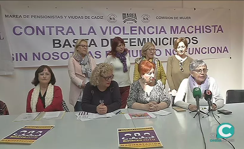 MUJERES PENSIONISTAS.jpg MUJERES PENSIONISTAS.jpg