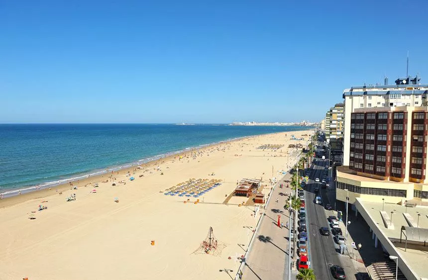Playa-de-la-Victoria-Cadiz-Costa-de-la-Luz2.jpg Playa-de-la-Victoria-Cadiz-Costa-de-la-Luz2.jpg