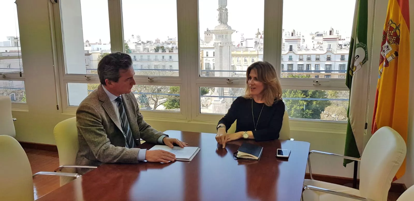 Primera reunión rector de la UCA con delegada del Gobierno de la Junta en Cádiz.jpeg Primera reunión rector de la UCA con delegada del Gobierno de la Junta en Cádiz.jpeg