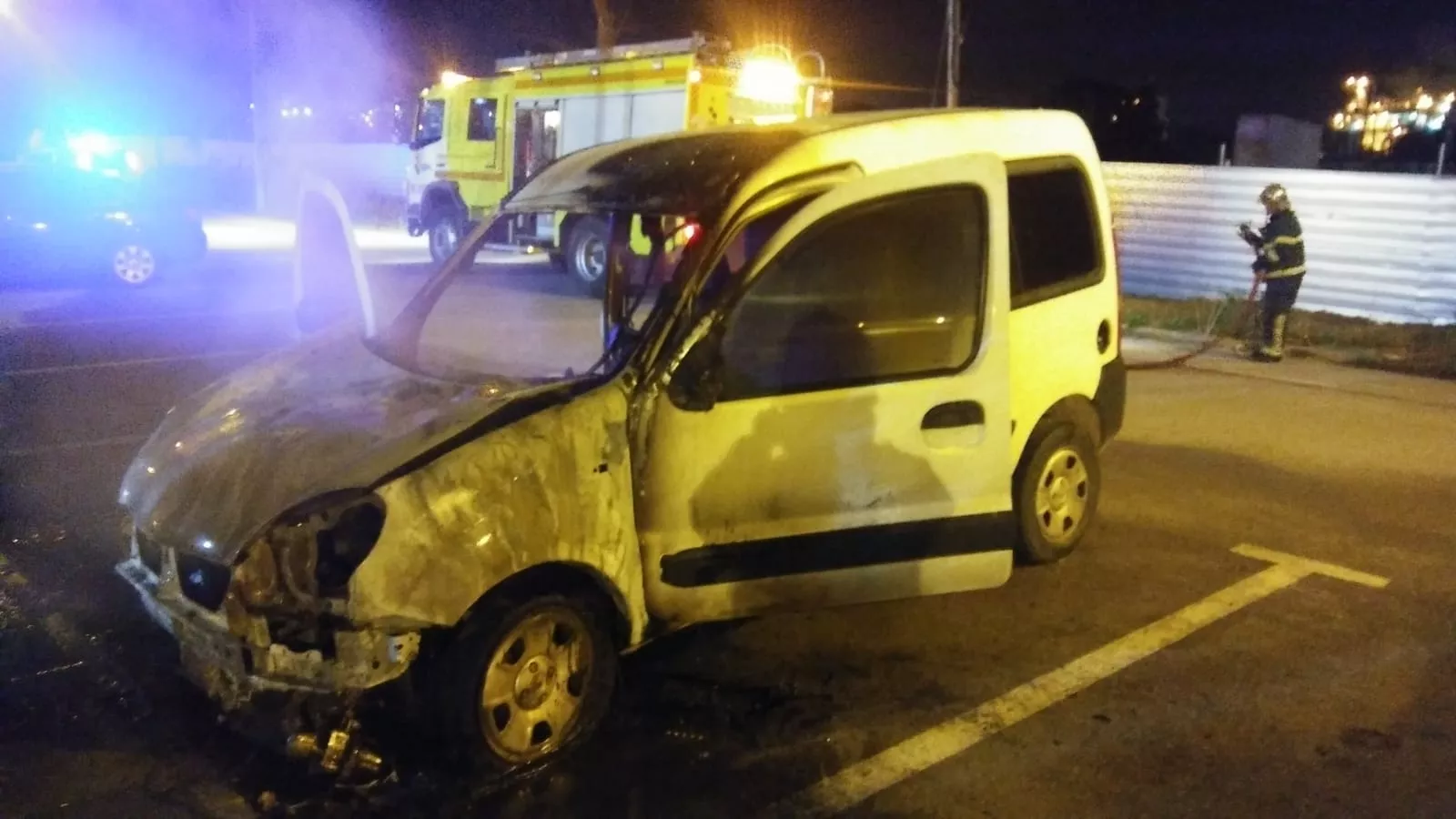 noticias cadiz INC.VEHÍCULO SAN ROQUE.06.02.19.jpg noticias cadiz INC.VEHÍCULO SAN ROQUE.06.02.19.jpg