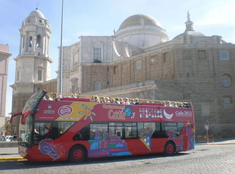 noticias cadiz bus turistico.png noticias cadiz bus turistico.png