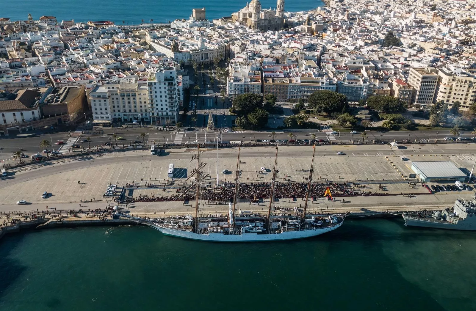 noticias cadiz elcano_18.jpg