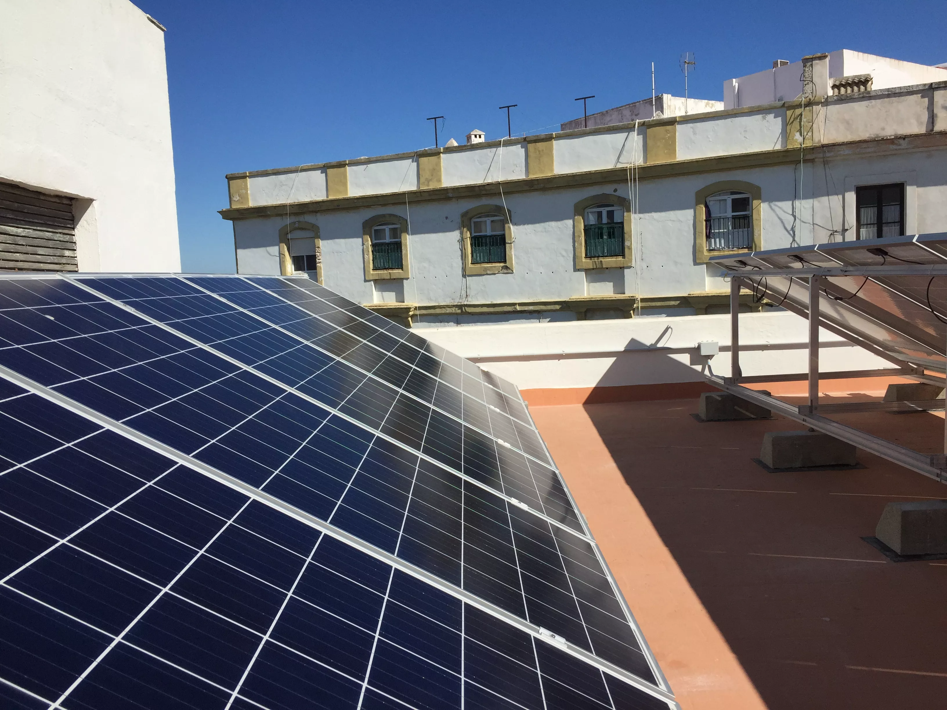 noticias cadiz fotovoltaica.jpeg noticias cadiz fotovoltaica.jpeg
