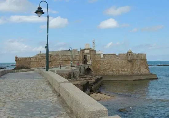 noticias cadiz paseo quiñones castillo_0.jpg