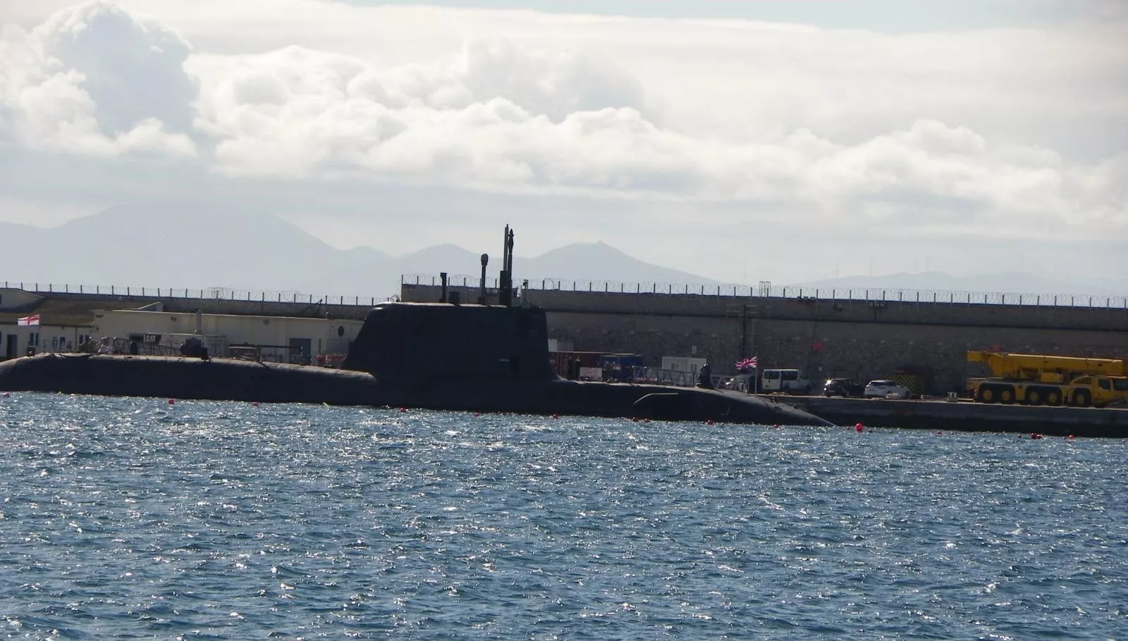noticias cadiz submarino el peñón.jpg noticias cadiz submarino el peñón.jpg