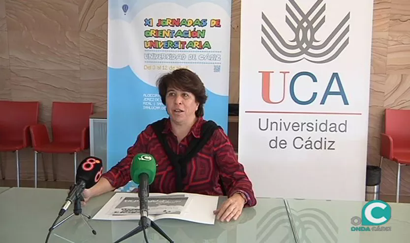 A.UCA ORIENTACION.jpg A.UCA ORIENTACION.jpg