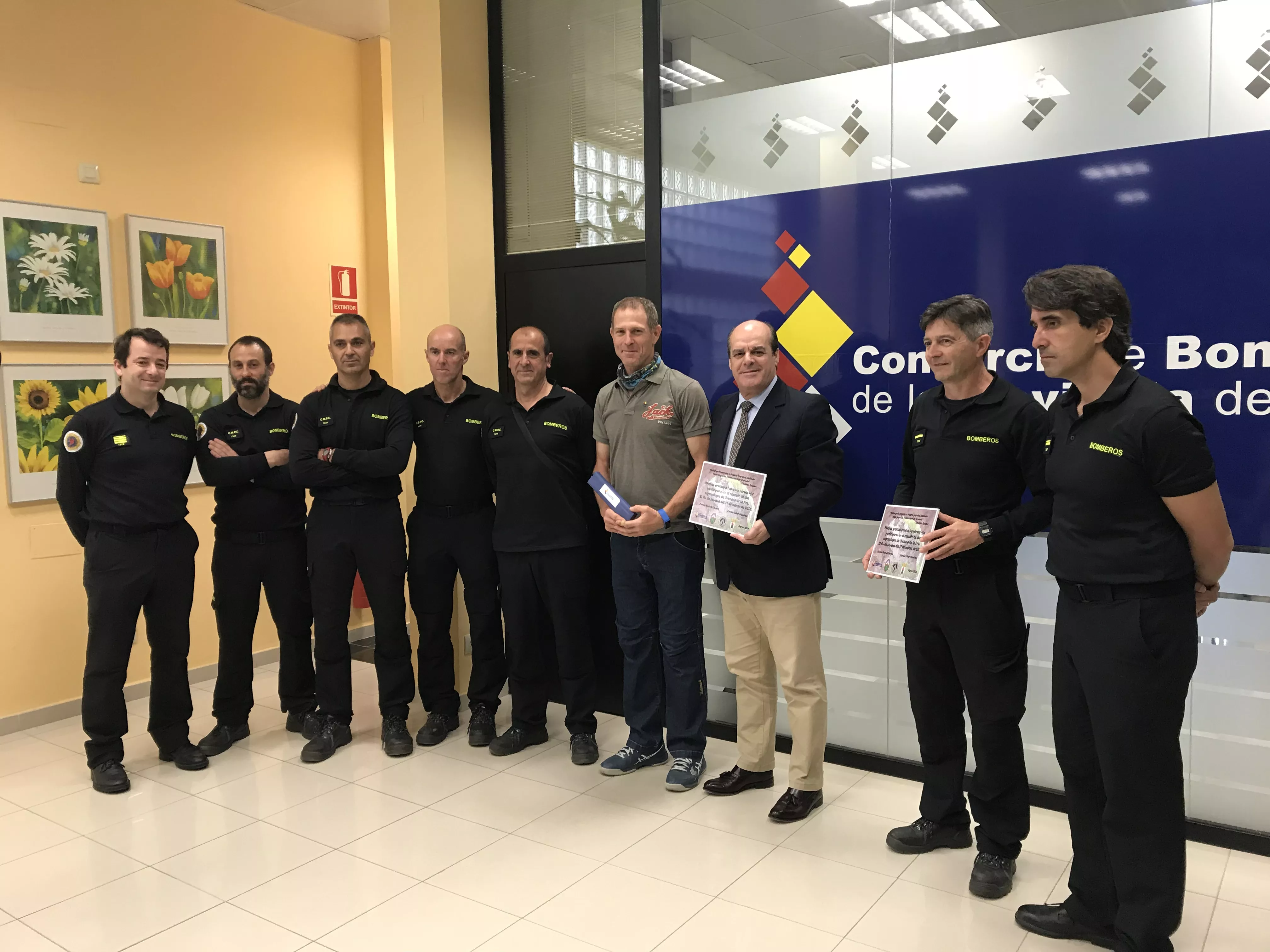 noticias cadiz 1.AGRADECIMIENTO ESPELEÓLOGO AÑO.18.03.19.jpg noticias cadiz 1.AGRADECIMIENTO ESPELEÓLOGO AÑO.18.03.19.jpg