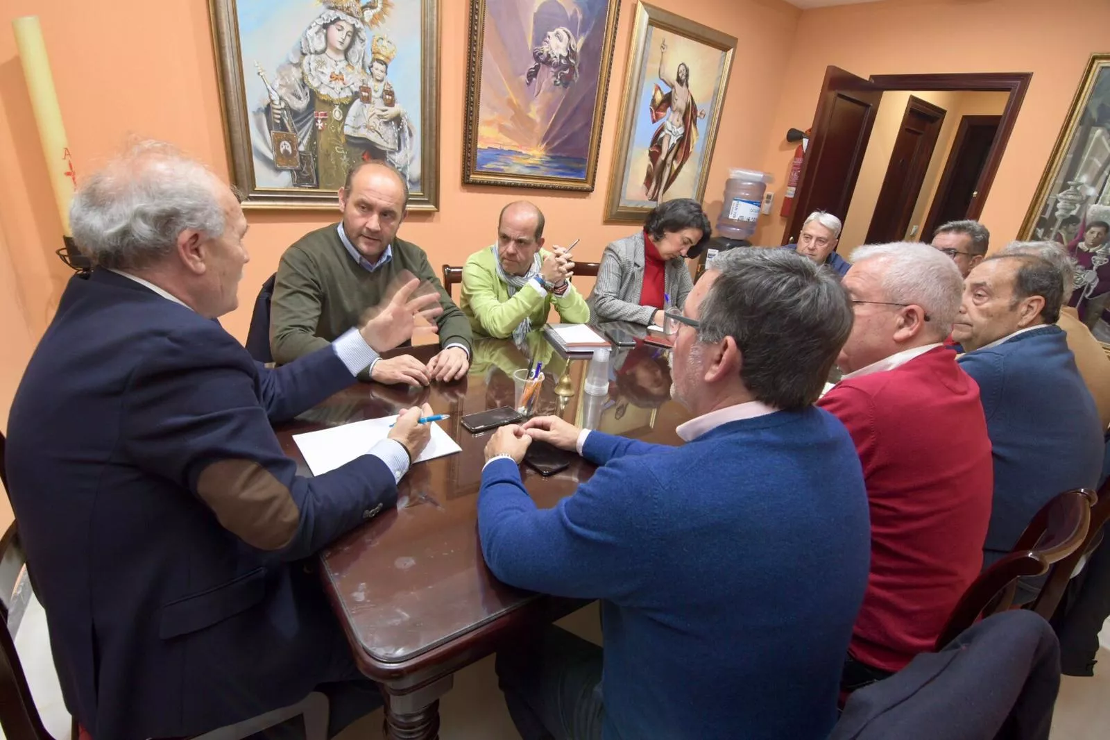 noticias cadiz Juancho se reune consejo cofradías.jpeg noticias cadiz Juancho se reune consejo cofradías.jpeg