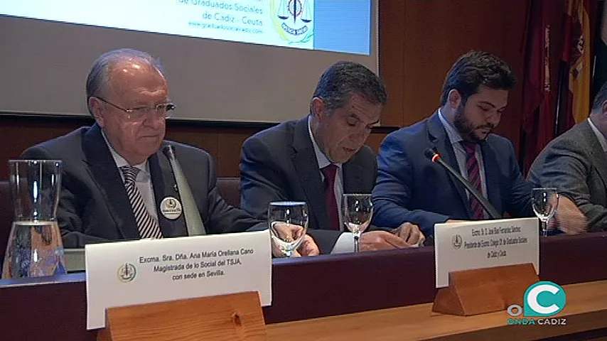 noticias cadiz graduados_9.jpg noticias cadiz graduados_9.jpg