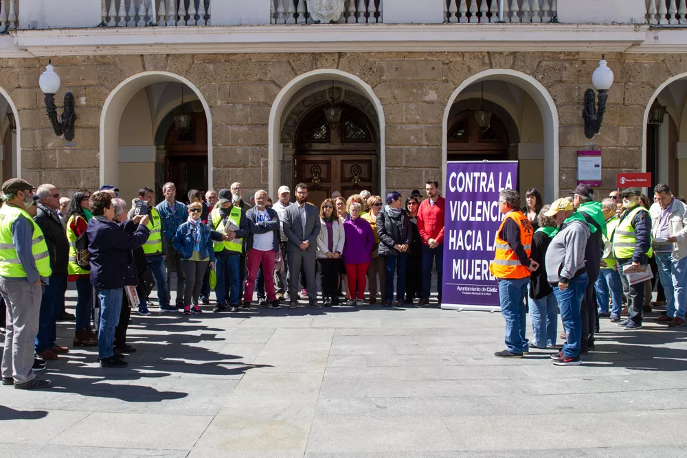 noticias cadiz minuto de silencio_15.jpg