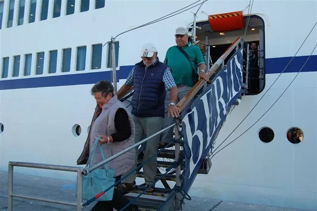 noticias cadiz pasajeros buque.jpg noticias cadiz pasajeros buque.jpg