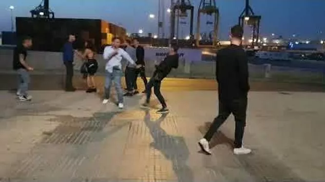 gaditano-recibir-brutal-patada-Punta.jpg gaditano-recibir-brutal-patada-Punta.jpg
